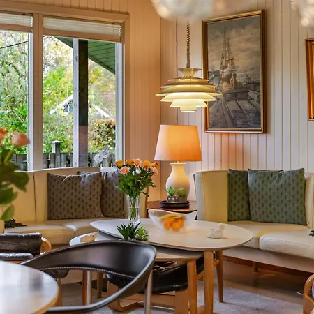 Mika - 300m From The Sea By Interhome