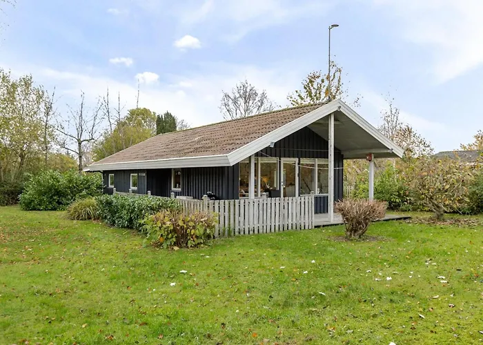 Mika - 300m From The Sea By Interhome * Skovbyballe