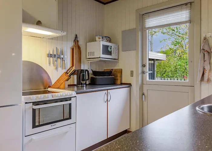 Mika - 300m From The Sea By Interhome Skovbyballe