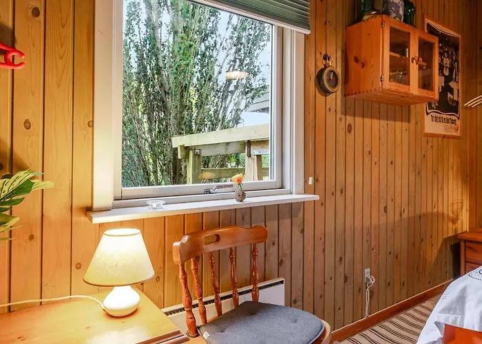 Mika - 300m From The Sea By Interhome Semesterbostad *