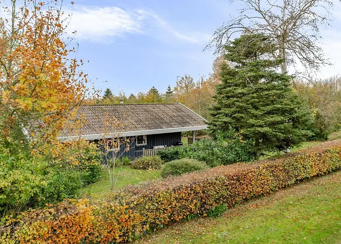 Semesterbostad Mika - 300m From The Sea By Interhome *